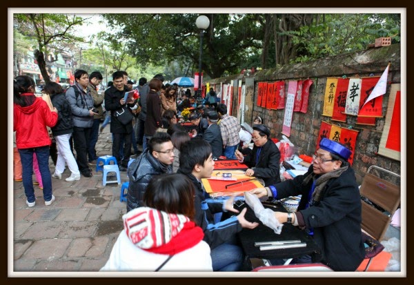 Some students go to the market to get Calligraphy as a luck thing in their study