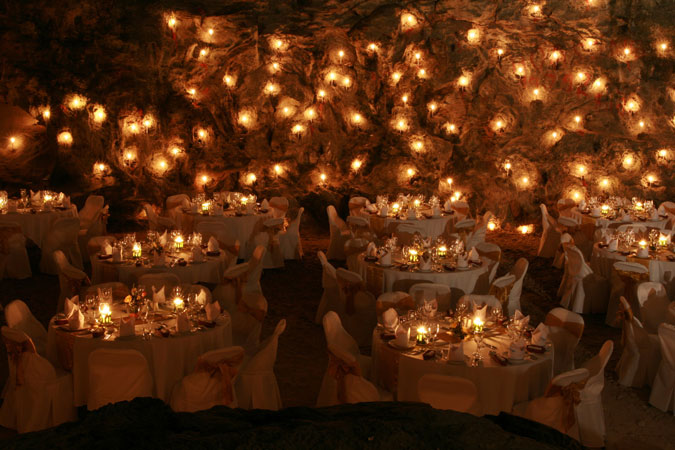 dinner-in-cave-halong