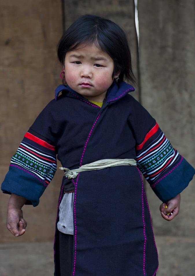 Angels-in-Northwest-Vietnam-Through-The-Lens-Of-Eric-Lafforgue