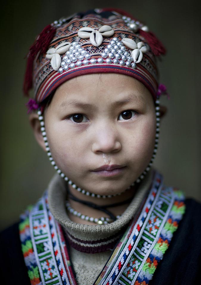 Angels-in-Northwest-Vietnam-Through-The-Lens-Of-Eric-Lafforgue