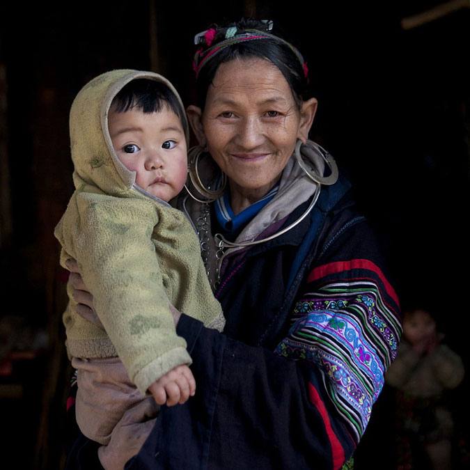 Angels-in-Northwest-Vietnam-Through-The-Lens-Of-Eric-Lafforgue