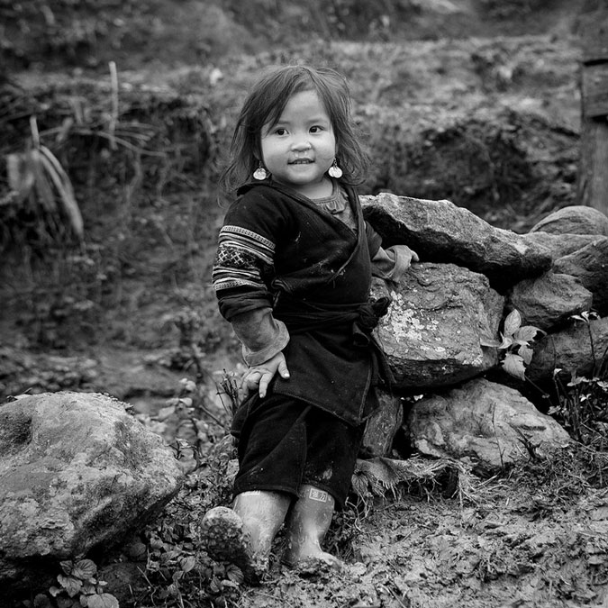 Angels-in-Northwest-Vietnam-Through-The-Lens-Of-Eric-Lafforgue