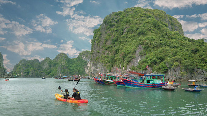 kayak-halong-bay