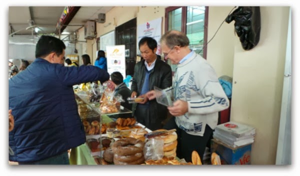 Mr. Gérard Gastel’smile, a French in bakery, is a typical example about good service in this market