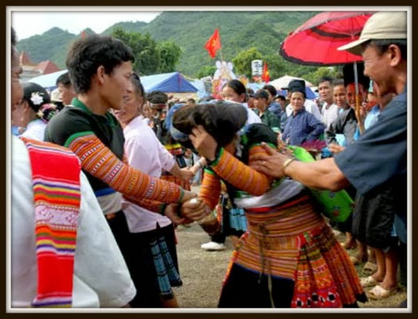 Love Market in Moc Chau