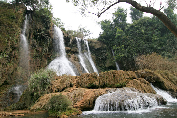 moc-chau-son-la-Dai-Yem-waterfall