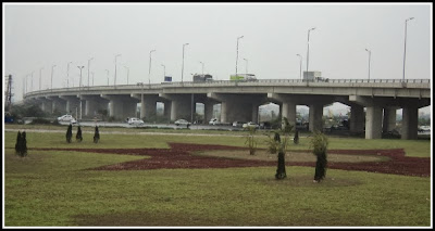 Thanh Trì Bridge